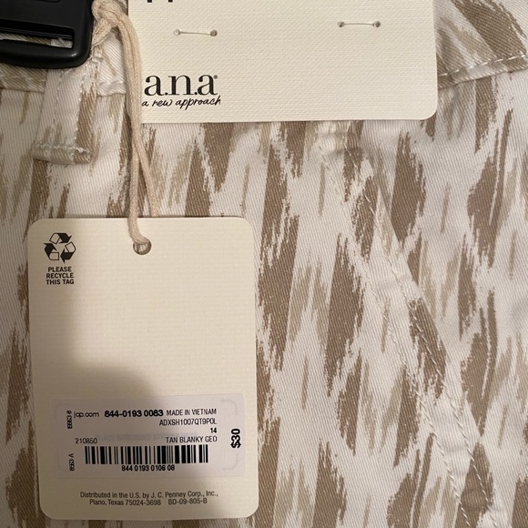 a.n.a shorts - Picture 3 of 4